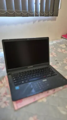 Notebook Compaq 4gb RAM usado