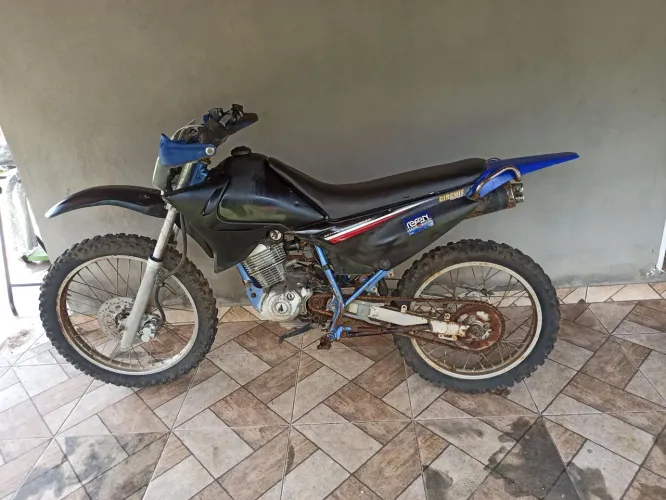 Moto de trilha XTZ 125 