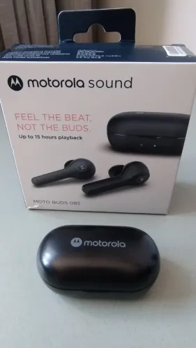 Fones de Ouvido Bluetooth Sem Fio Motorola Moto Buds 085 com Microfone
