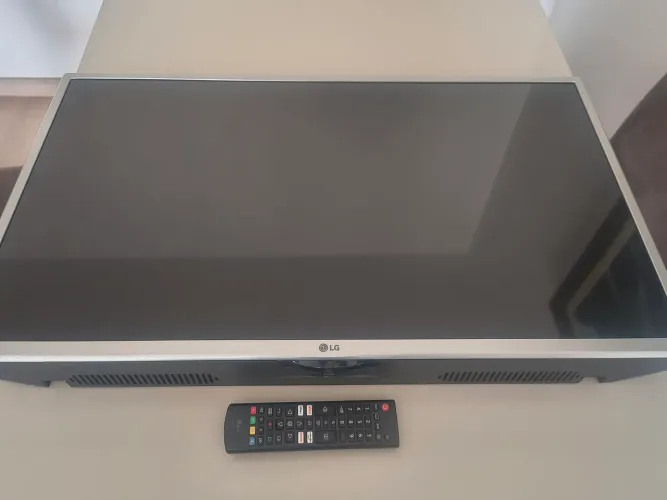 SMART TV LG 32" Wi-Fi e Apps Integrados.