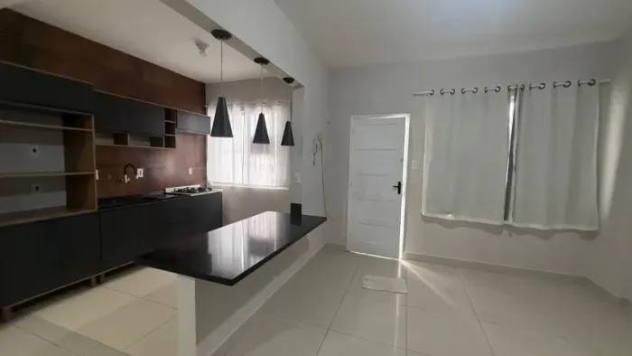 Locação Anual - Apartamento frente mar com 2 dormitórios e sem vaga - Balneário Camboriú 