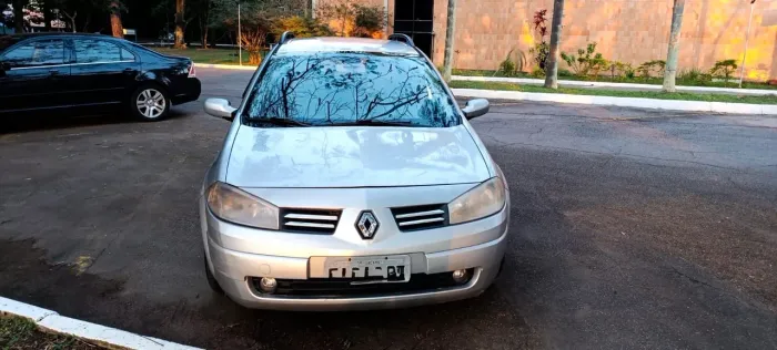 Renault Megane Grand Tour Dynam. Hi-flex 1.6 16V 2012