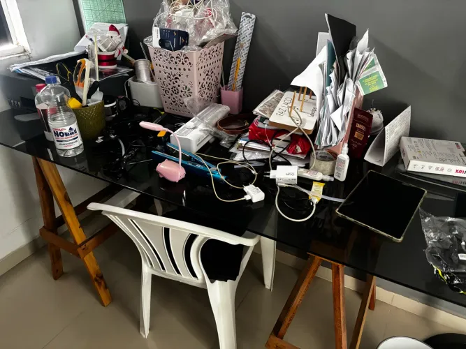 Vendo mesa para estudos 