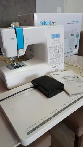 Vendo máquina de costura elétrica