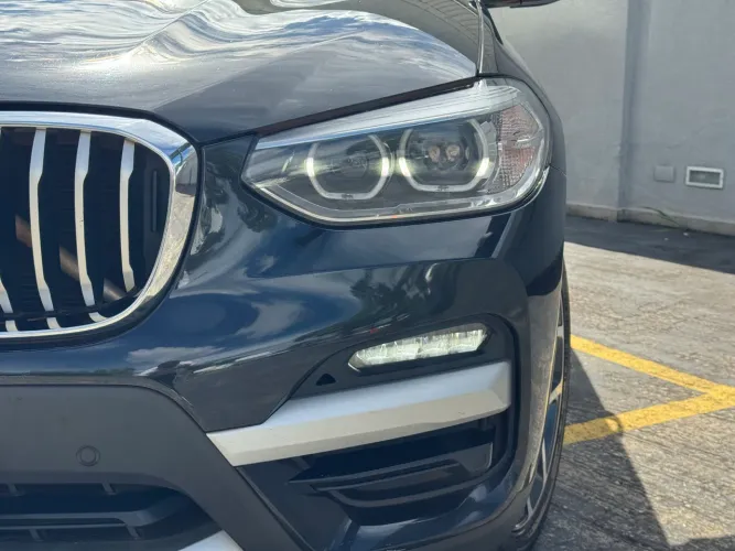BMW X3 Xdrive 30I X-line 2.0 Turbo 252cv AUT 2020