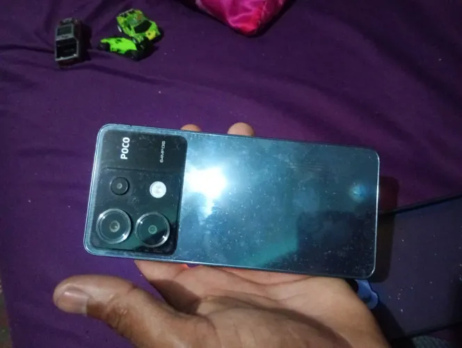 Vendo poco x6 5G 512 gb botão de ligar tá um pouquinho sensível por causa da capa