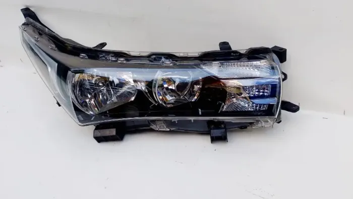 Farol Corolla 2015/2017 S/led Foco Duplo Regul. Foco Manual Direito/passageiro