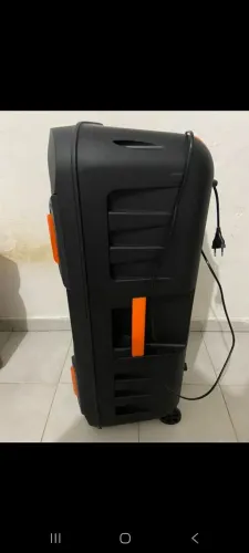 Caixa de som. Nova
