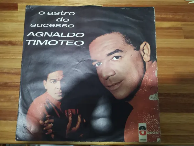 Disco de Vinil LP Agnaldo Timóteo - O Astro do Sucesso