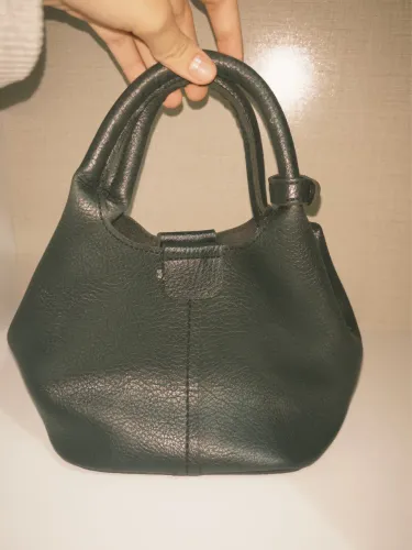 Bolsa Preta Feminina Minimalista | Excelente Estado