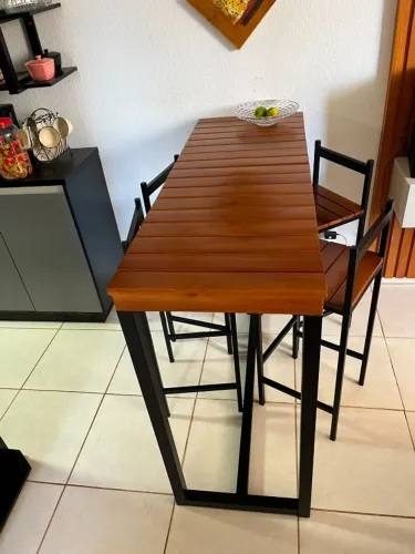 OPORTUNIDADE IMPERDÍVEL! ? ? MESA BISTRÔ + 4 BANQUETAS - CONJUNTO COMPLETO ? Transform