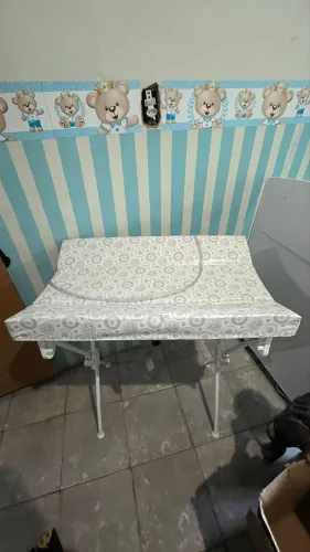 trocador de bebê
