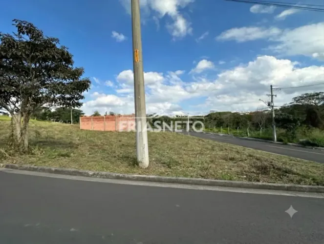 terreno a venda no loteamento Jardim Piazza Italia