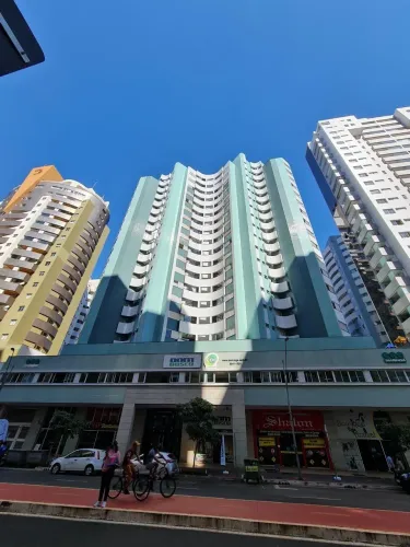 Apartamento para alugar em Maringá, Zona 07, com 2 quartos, com 69.14 m², Saint Patrick