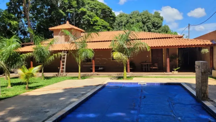 Chácara de 4 Quartos com Piscina para Alugar em Ibaté por R$4.000,00 aluguel e R$