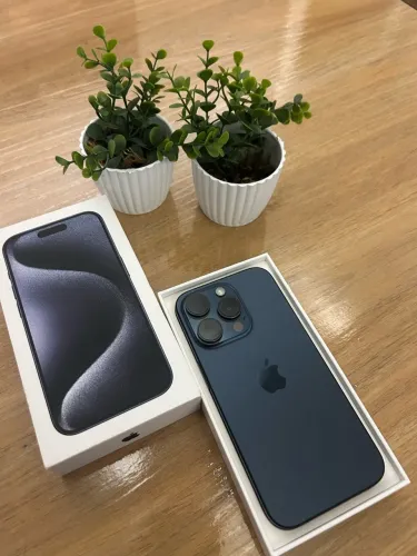 Iphone 15 Pro - 128G Caixa + Cabo 
