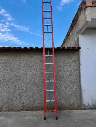 Vendo escada 7,20m