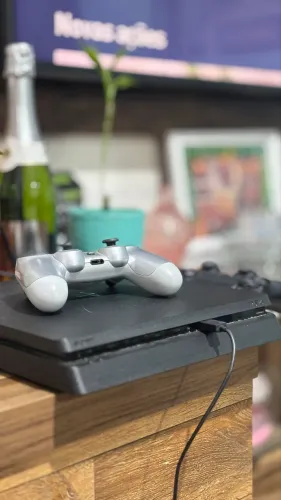 PS4 SLIM 1TB