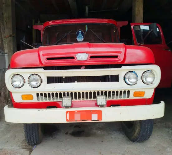 Ford F-600 1968 (Impecável)