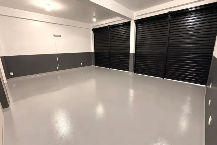 ALUGO GALPÃO NO JAPIIM  200m²