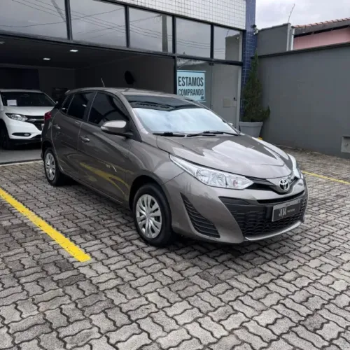 Toyota Yaris Live 1.3 Flex 16V 5P AUT 2021