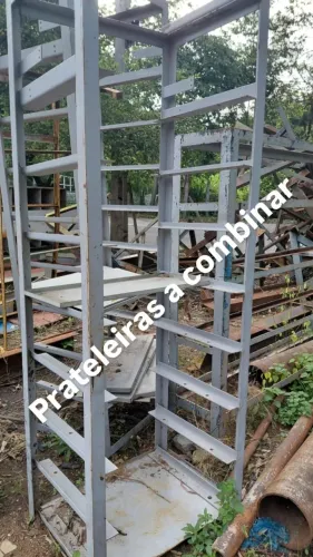 Prateleiras Metálicas para Combinar - Estrutura Industrial Reforçada - Valor à COMBINAR