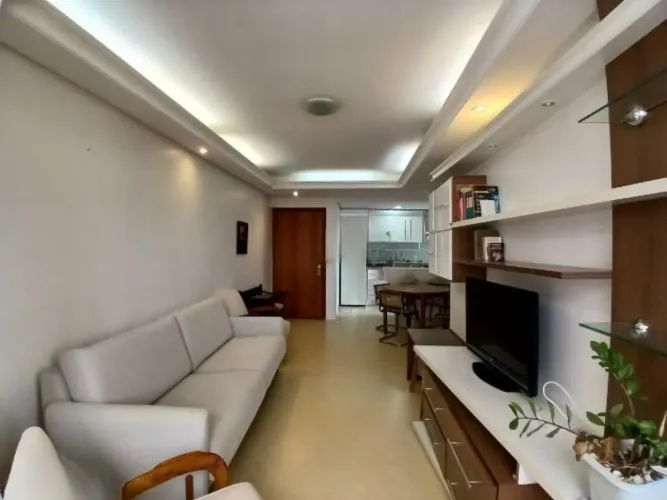 Apartamento para Aluguel em Cidade Baixa com 74m² e 2 dormitórios/quartos disponíveis.