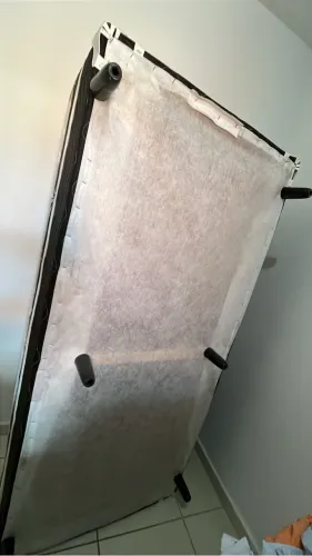 Vendo cama de solteiro nova,foi usada 4 veses só.