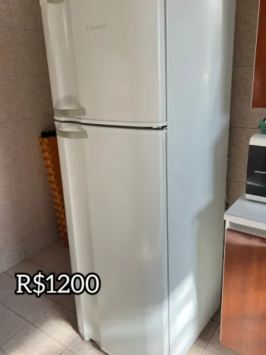 Geladeira Eletrolux