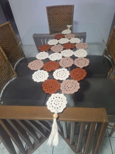 Toalha de mesa( trilho)
