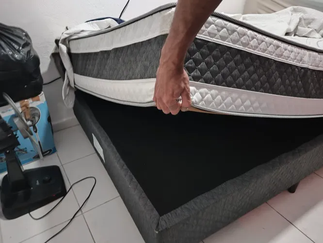 Estou vendo essa cama box casal usado em excelente estado de conservação, para retirada!