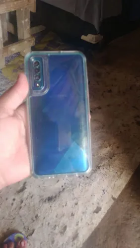 A30s funcionando normal só o botão do volume que não tá bom entrego no terminal