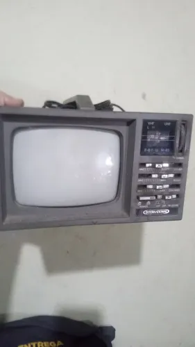 Tv Deluxe AM FM funcionando perfeitamente 