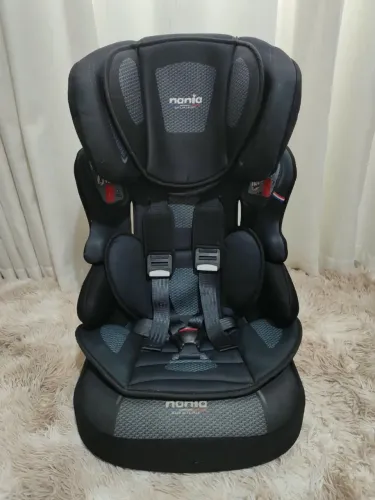 Cadeirinha veículo Nania 9 a 36 kg <br>R$ 150,00