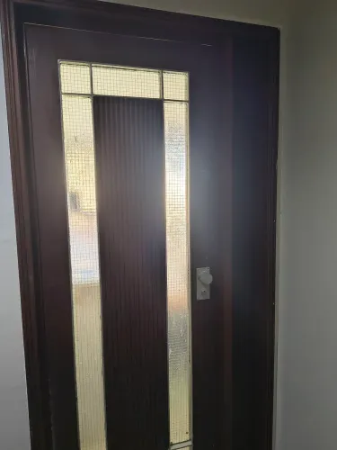 Porta em Madeira maciça