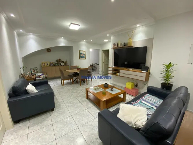 Casa à venda 3 quartos 4 vagas de garagem Marapé Santos/SP