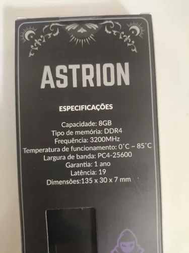 memória RAM de 2x 8GB DDR4