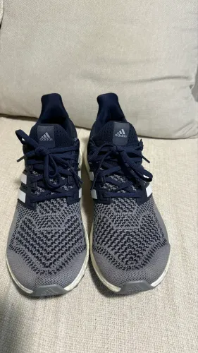 Tênis Adidas Ultra boost