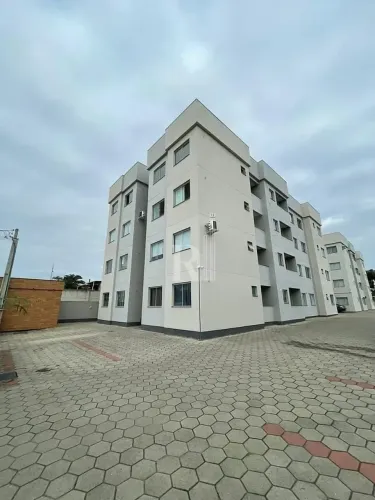 Apartamento semi mobiliado disponível para locação com fácil acesso a BR, próximo de super