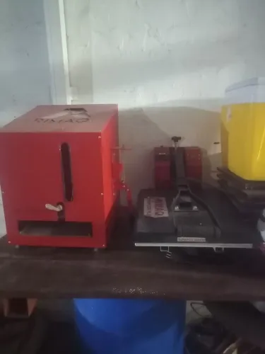Vendo essas máquinas mil cada uma 