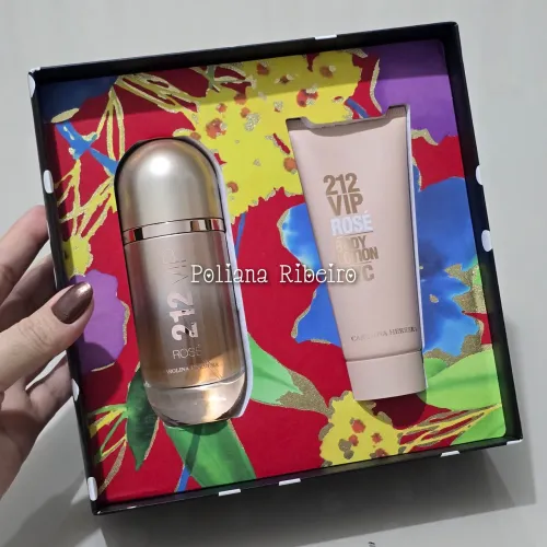 Kit Perfume 212 vip rosé 80 ml + loção 100 ml