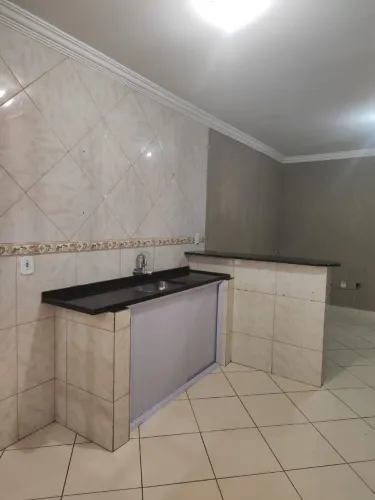 Aluguel apartamento em sobrado Ceilândia sul 2 quartos Sendo um suite a estação Guariroba 