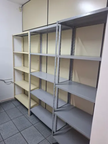 Estantes para escritório 