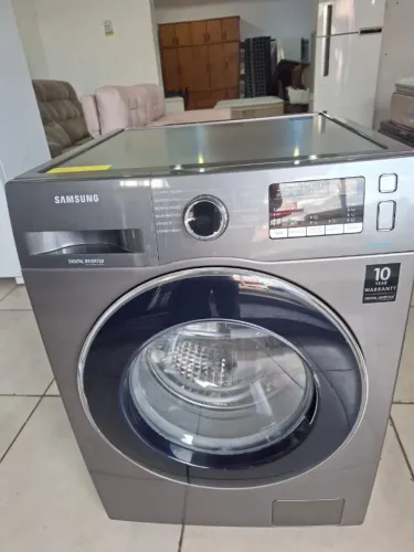 Máquina Lava e Seca Electrolux