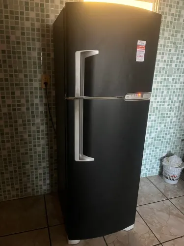 Geladeira envelopada