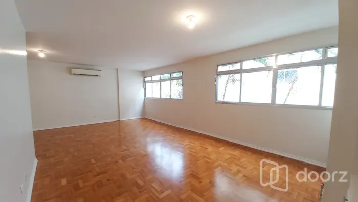 Imóvel na Pedroso Alvarenga com 3 dormitórios e 154m²