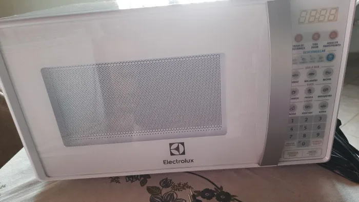 Microondas Electrolux 20L 
