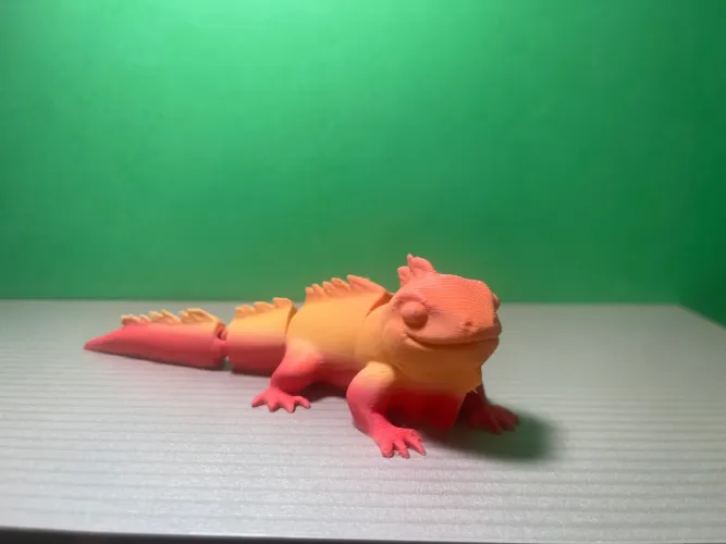 BRINQUEDO ARTICULADO CAMALEÃO 3 D