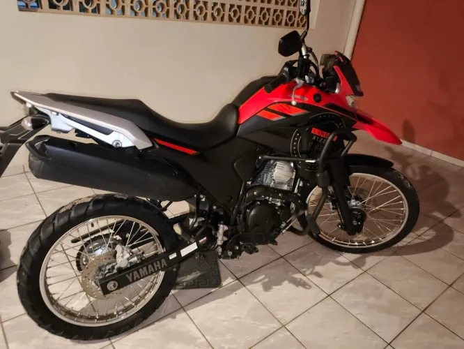 Vendo Lander em perfeito estado de conservação 