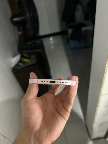 iPhone 15